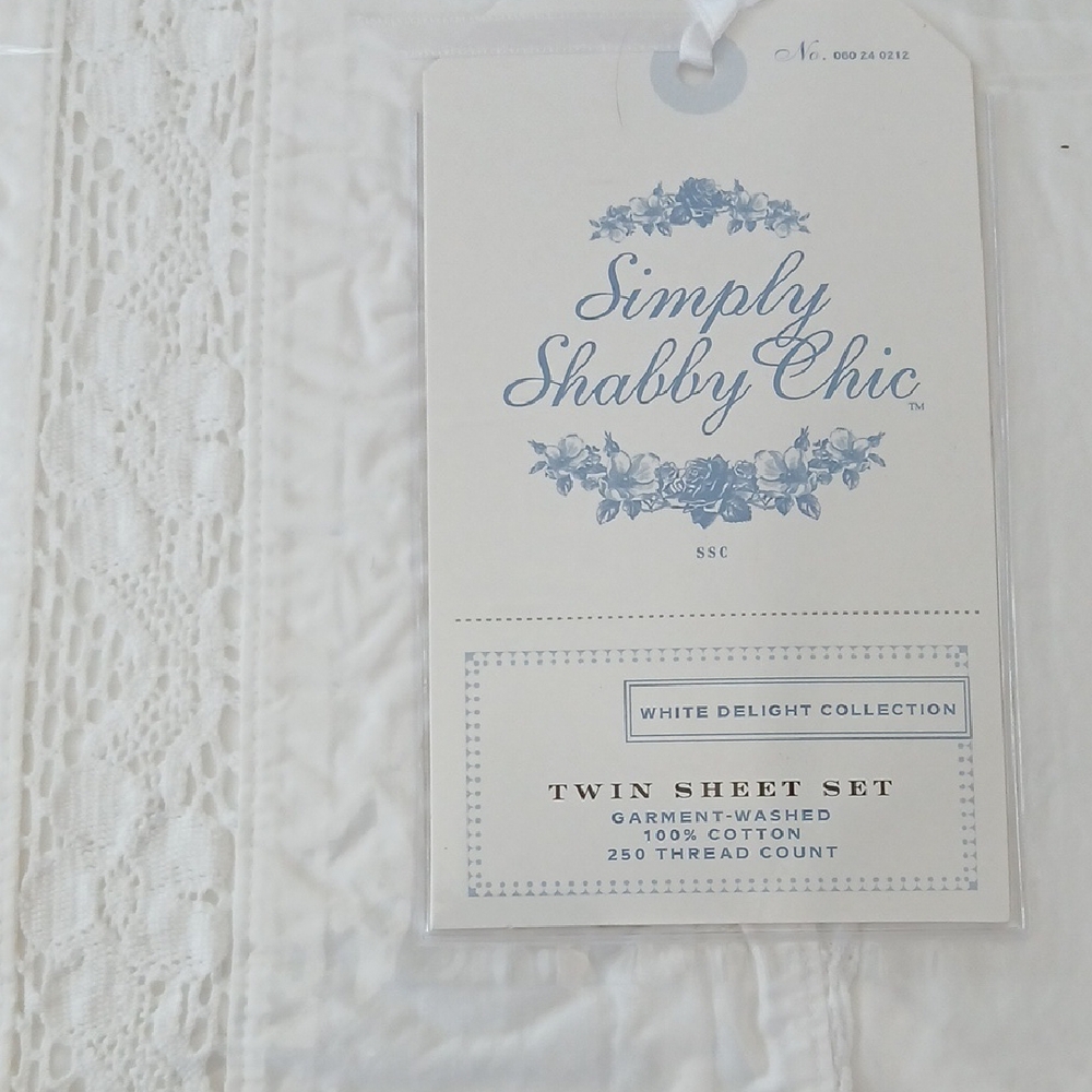 Simply Shabby Chic White Delight Cotton Twin Sheet Set